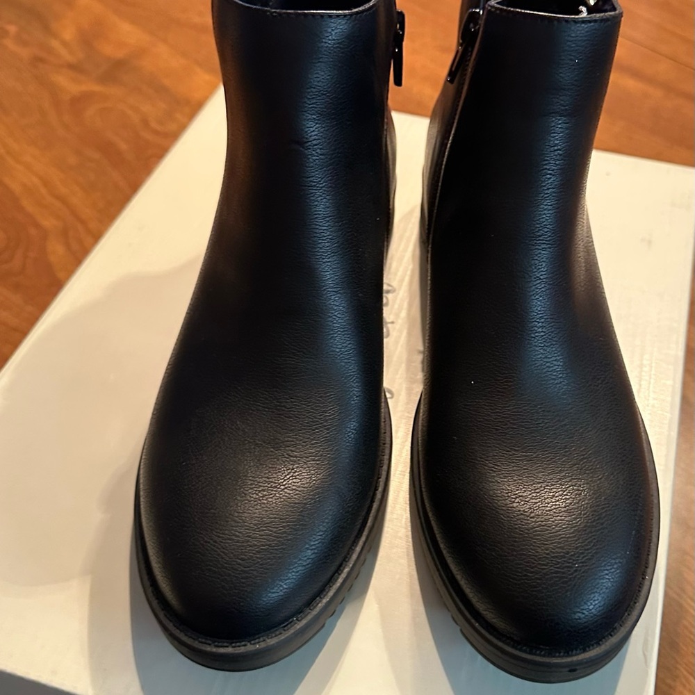 Style & Co. Black Ankle Boots with Elastic Panels and Low Block Heel New in Box